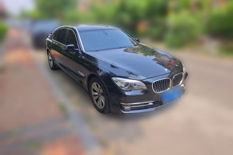 Used BMW 7 Series 2013 730Li Leading Model Front Right 45 Deg