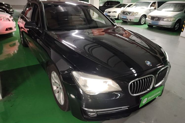 Used BMW 7 Series 2013 730Li Leading Model Front Right 45 Deg