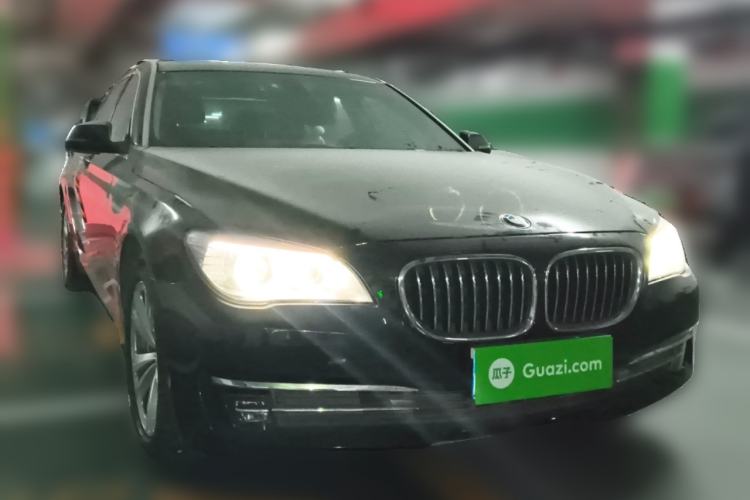 Used BMW 7 Series 2013 730Li Leading Model Front Right 45 Deg