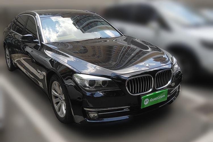 Used BMW 7 Series 2013 730Li Leading Model Front Right 45 Deg
