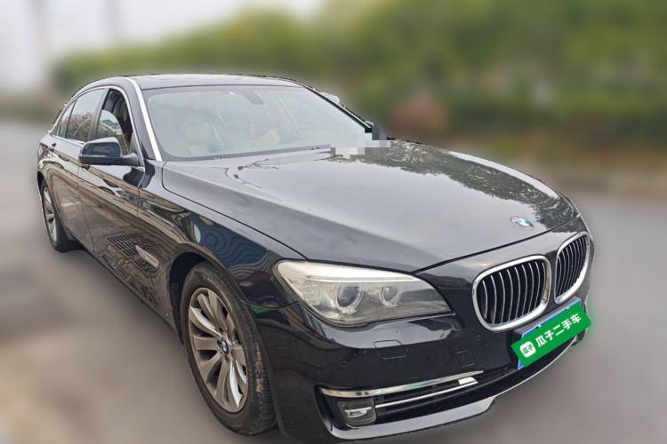 Used BMW 7 Series 2013 740Li Leading Model Front Right 45 Deg