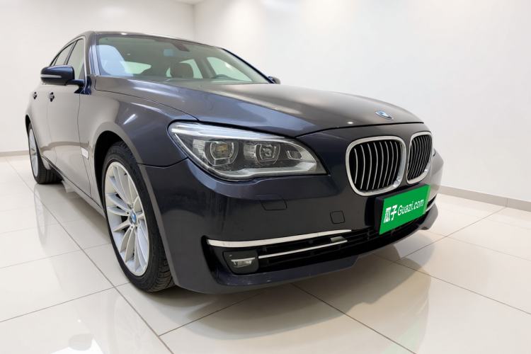 Used BMW 7 Series 2013 740Li Leading Model Front Right 45 Deg