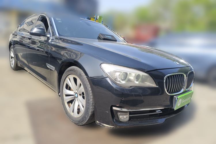 Used BMW 7 Series 2013 730Li Leading Model Front Right 45 Deg