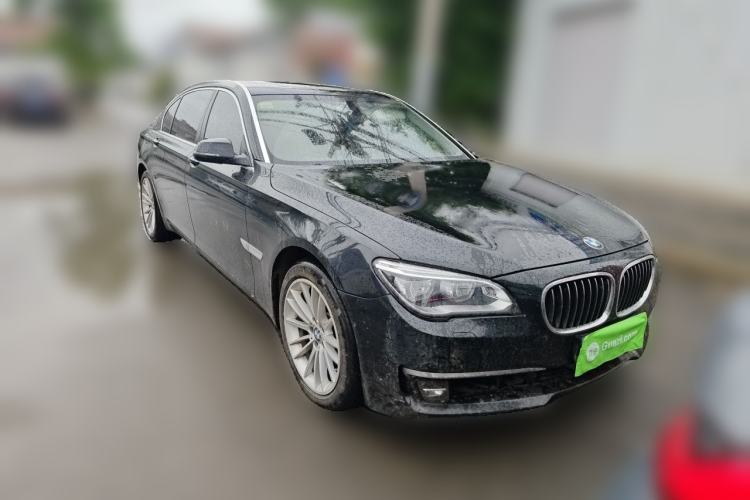 Used BMW 7 Series 2013 740Li Leading Model Front Right 45 Deg