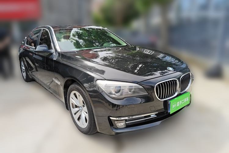 Used BMW 7 Series 2013 730Li Leading Model Front Right 45 Deg