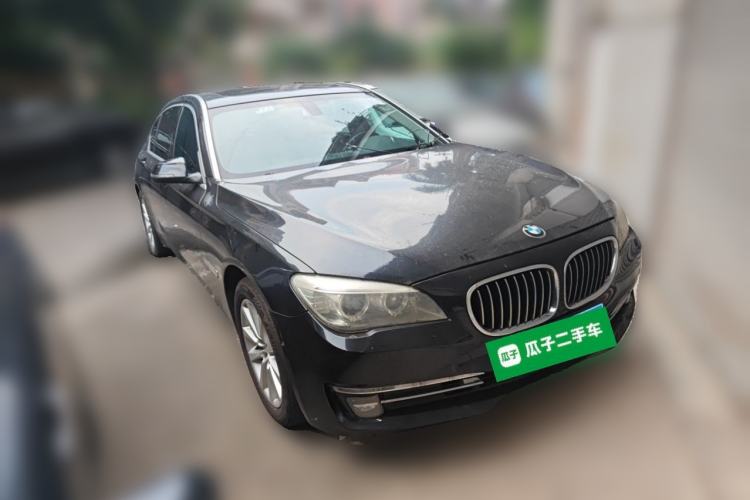 Used BMW 7 Series 2013 730Li Luxury Model Front Right 45 Deg