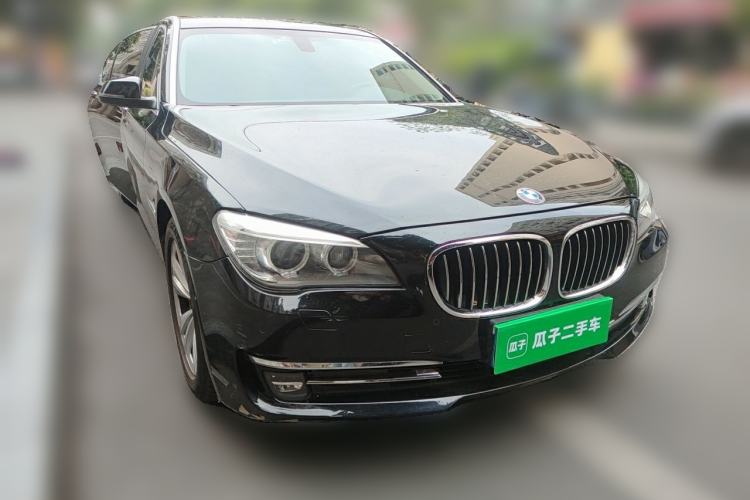 Used BMW 7 Series 2013 730Li Luxury Model Front Right 45 Deg