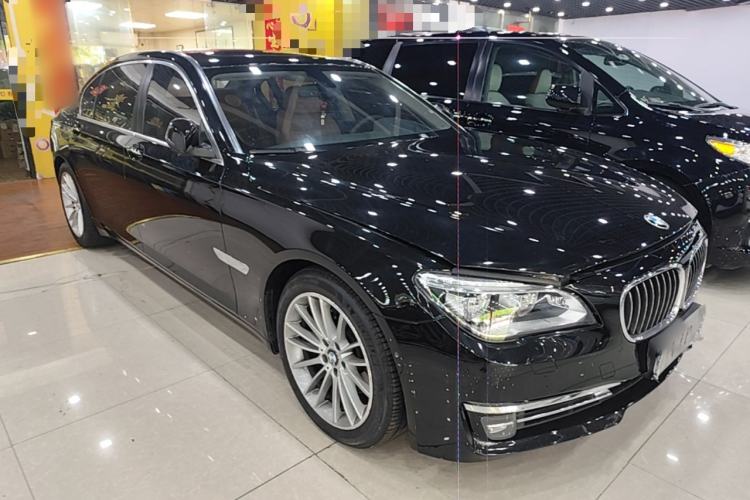 Used BMW 7 Series 2013 740Li Leading Model Front Right 45 Deg