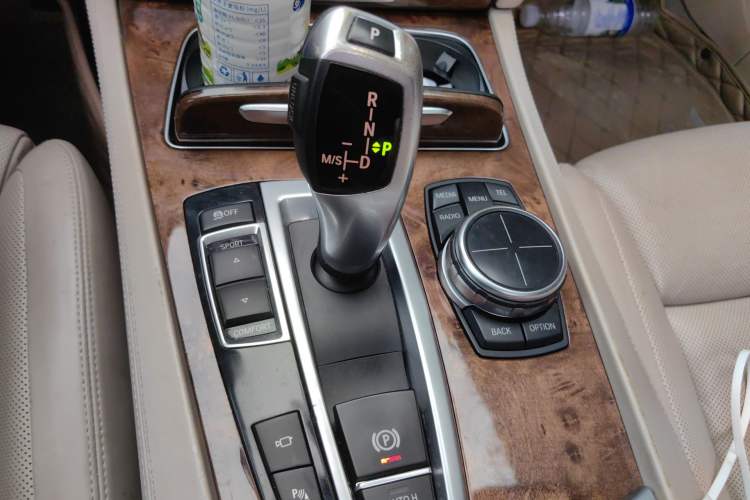 Used BMW 7 Series 2013 740Li Hybrid Edition Gear Lever