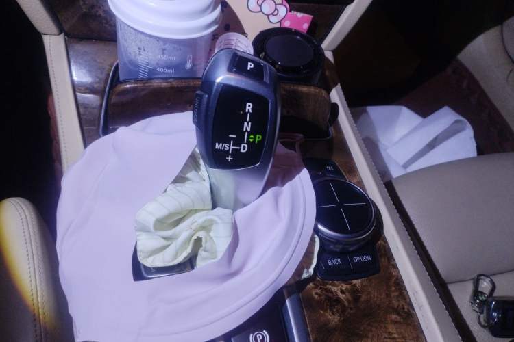 Used BMW 7 Series 2013 740Li Luxury Model Gear Lever
