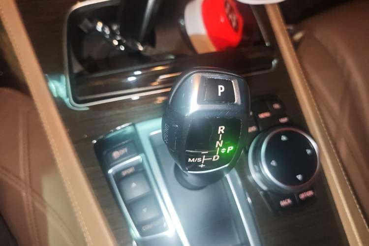 Used BMW 7 Series 2013 730Li Leading Model Gear Lever