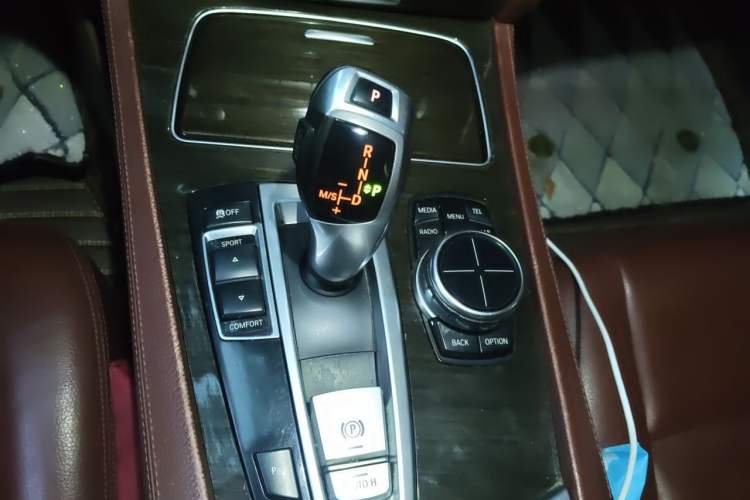 Used BMW 7 Series 2013 730Li Leading Model Gear Lever