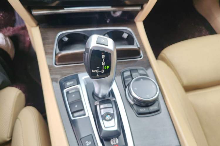 Used BMW 7 Series 2013 740Li Leading Model Gear Lever