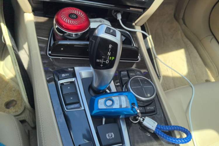 Used BMW 7 Series 2013 730Li Leading Model Gear Lever