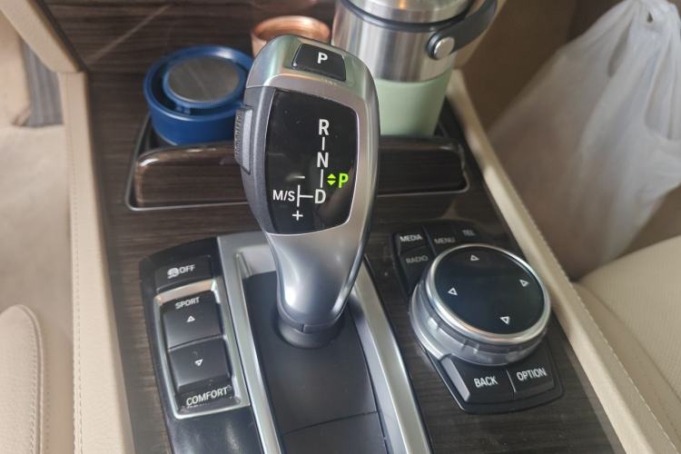 Used BMW 7 Series 2013 740Li Leading Model Gear Lever