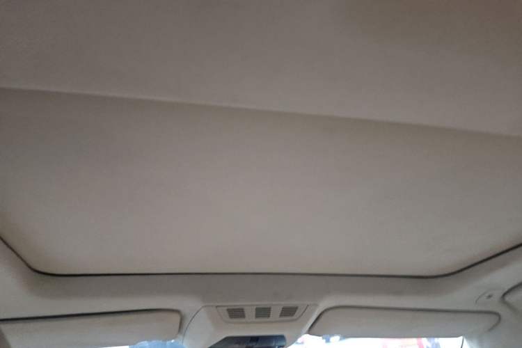 Used BMW 7 Series 2013 740Li Leading Model Headliner