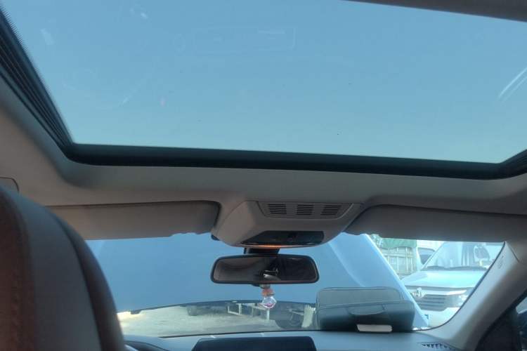 Used BMW 7 Series 2013 730Li Luxury Model Headliner
