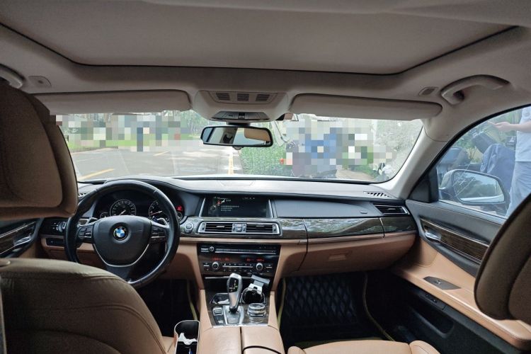Used BMW 7 Series 2013 740Li Leading Model Headliner