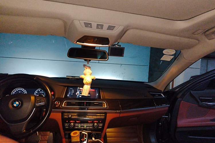 Used BMW 7 Series 2013 740Li Leading Model Headliner
