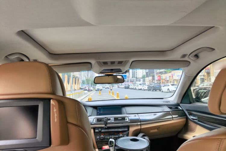 Used BMW 7 Series 2013 730Li Luxury Model Headliner