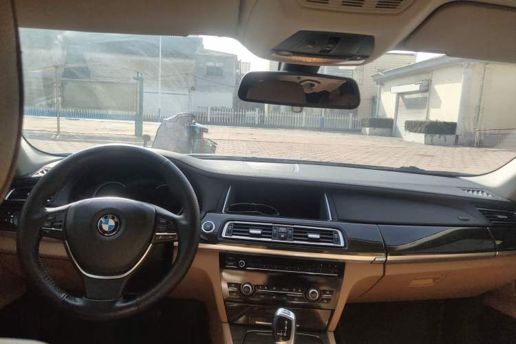 Used BMW 7 Series 2013 730Li Leading Model Headliner