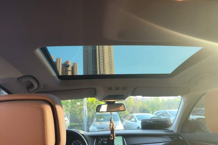 Used BMW 7 Series 2013 730Li Leading Model Headliner