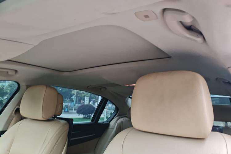 Used BMW 7 Series 2013 730Li Leading Model Headliner