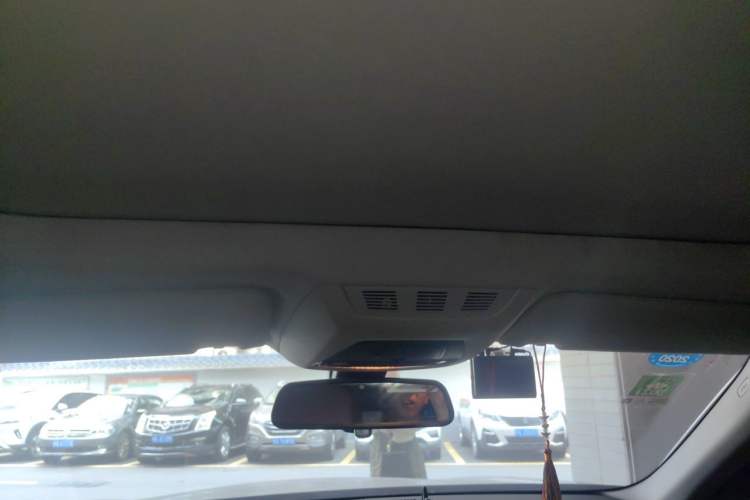 Used BMW 7 Series 2013 740Li Leading Model Headliner