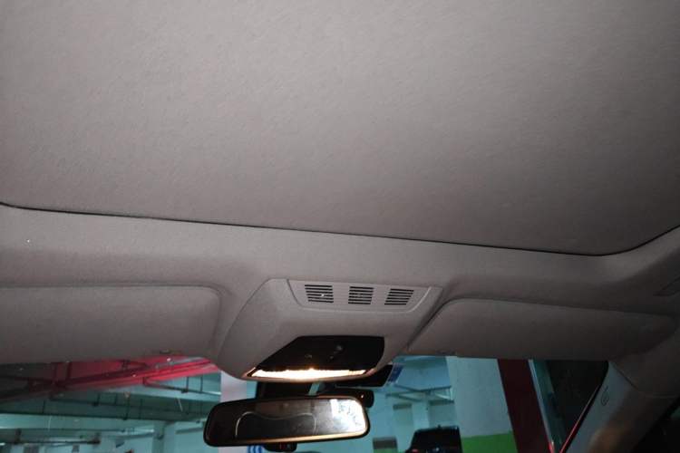 Used BMW 7 Series 2013 730Li Luxury Model Headliner