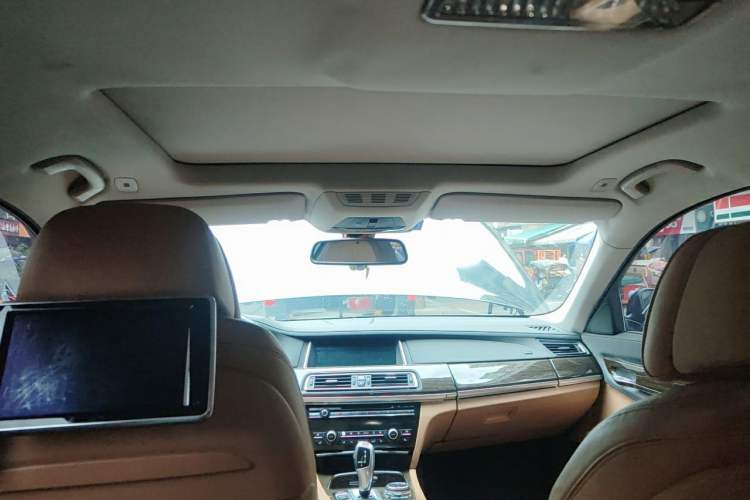 Used BMW 7 Series 2013 730Li Luxury Model Headliner