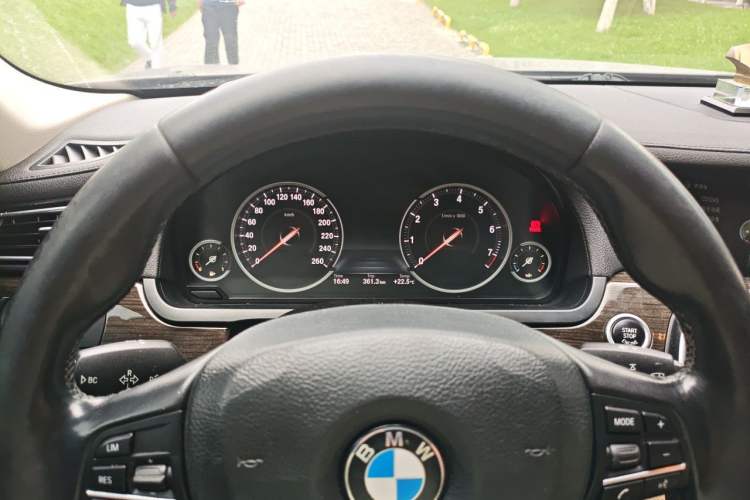 Used BMW 7 Series 2013 730Li Leading Model Instrument Cluster
