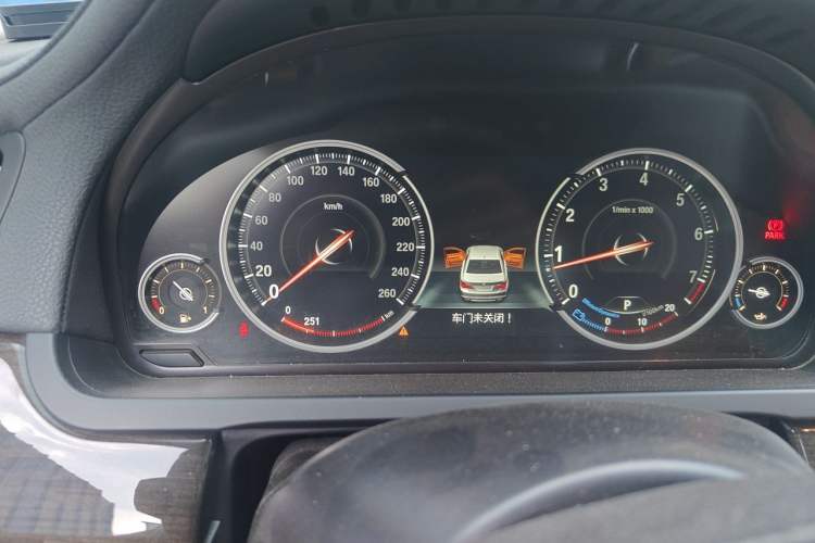 Used BMW 7 Series 2013 740Li Leading Model Instrument Cluster