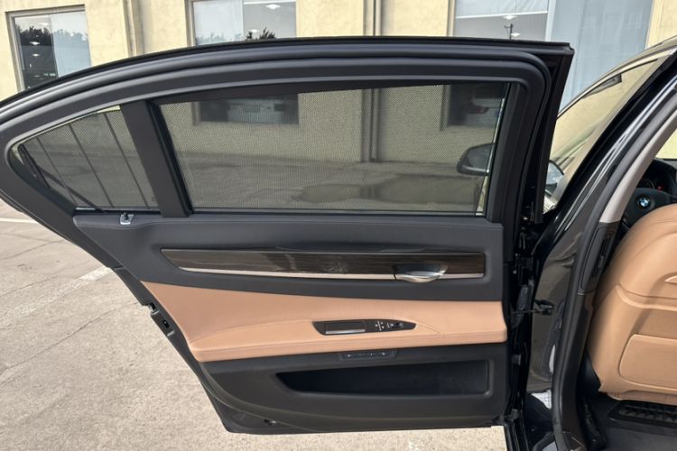 Used BMW 7 Series 2013 730Li Luxury Model Interior 12