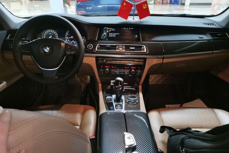 Used BMW 7 Series 2013 730Li Leading Model Interior 2