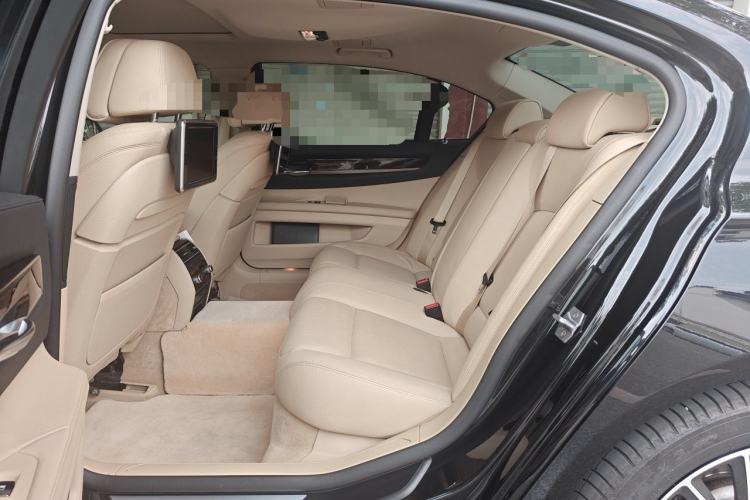 Used BMW 7 Series 2013 740Li Leading Model Interior 4