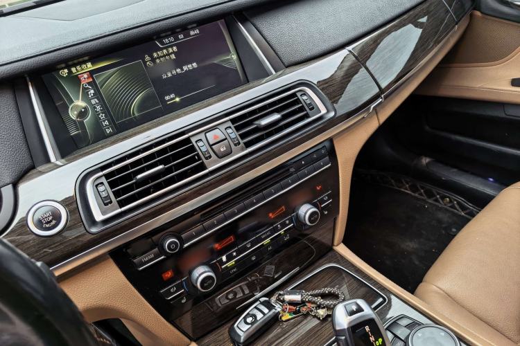 Used BMW 7 Series 2013 730Li Leading Model Interior 5