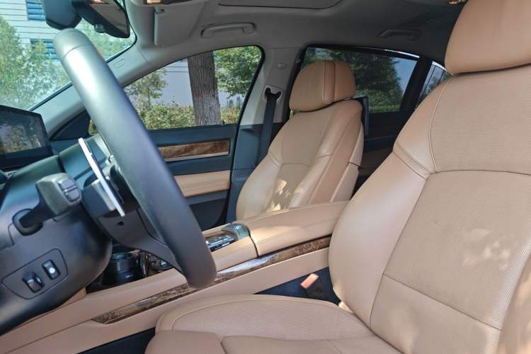 Used BMW 7 Series 2013 740Li Luxury Model Left Front Seat