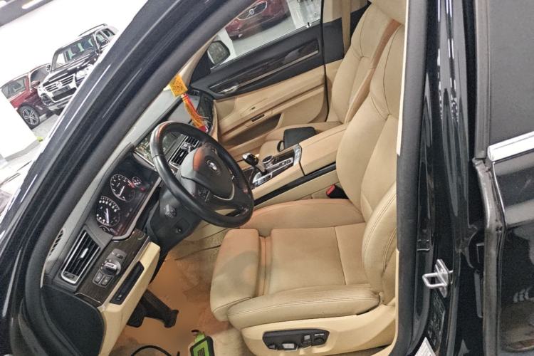 Used BMW 7 Series 2013 740Li Leading Model Left Front Seat