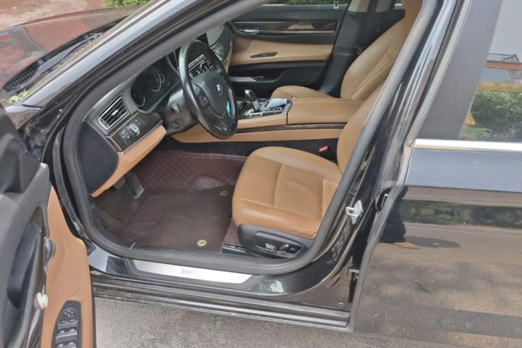 Used BMW 7 Series 2013 730Li Leading Model Left Front Seat