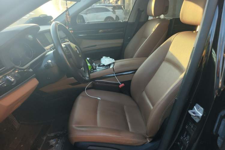 Used BMW 7 Series 2013 730Li Leading Model Left Front Seat
