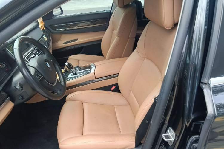 Used BMW 7 Series 2013 730Li Leading Model Left Front Seat