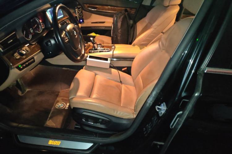 Used BMW 7 Series 2013 740Li Luxury Model Left Front Seat