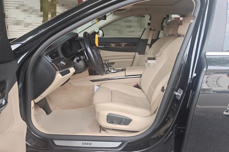 Used BMW 7 Series 2013 740Li Leading Model Left Front Seat