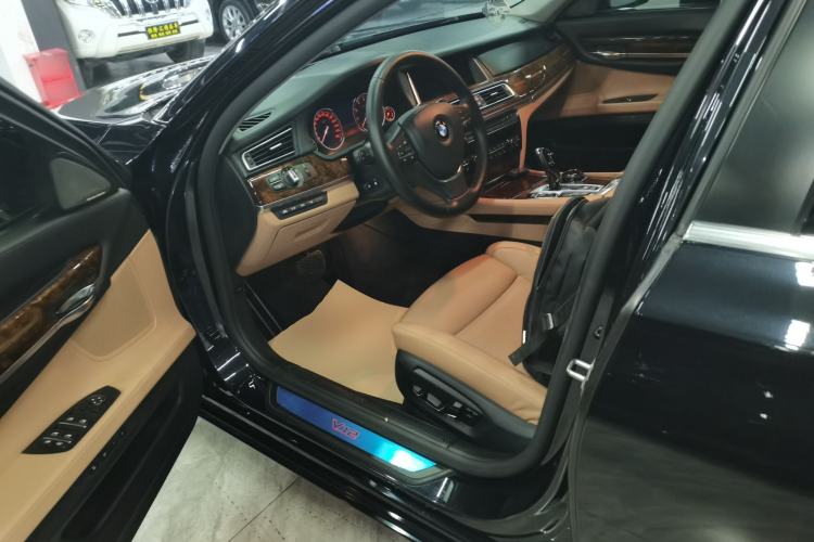 Used BMW 7 Series 2013 760Li Left Front Seat