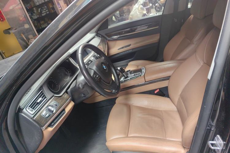 Used BMW 7 Series 2013 740Li Leading Model Left Front Seat