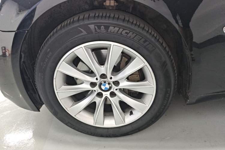 Used BMW 7 Series 2013 740Li Leading Model Left Front Wheel Hub