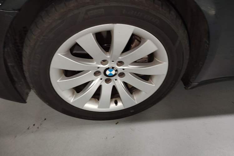 Used BMW 7 Series 2013 730Li Leading Model Left Front Wheel Hub