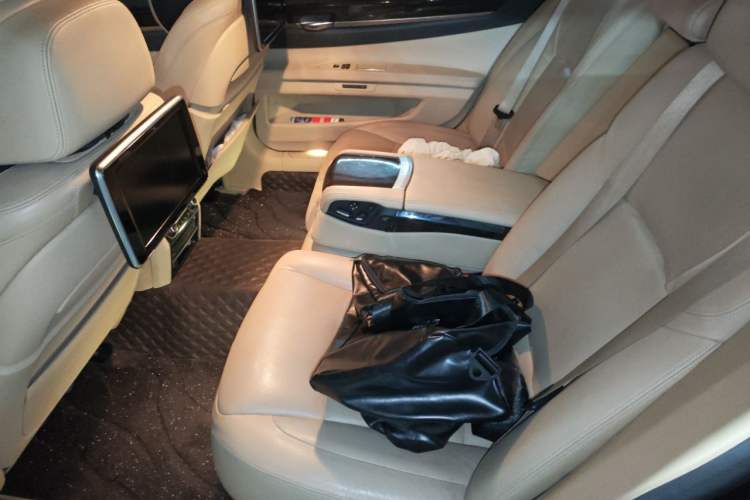 Used BMW 7 Series 2013 740Li xDrive Left Rear Seat