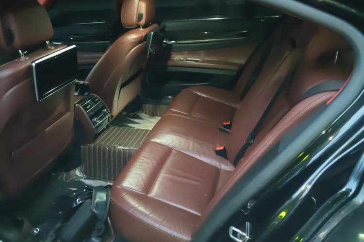 Used BMW 7 Series 2013 730Li Leading Model Left Rear Seat