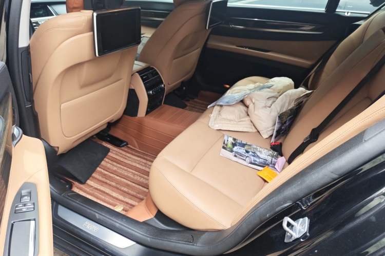 Used BMW 7 Series 2013 730Li Leading Model Left Rear Seat